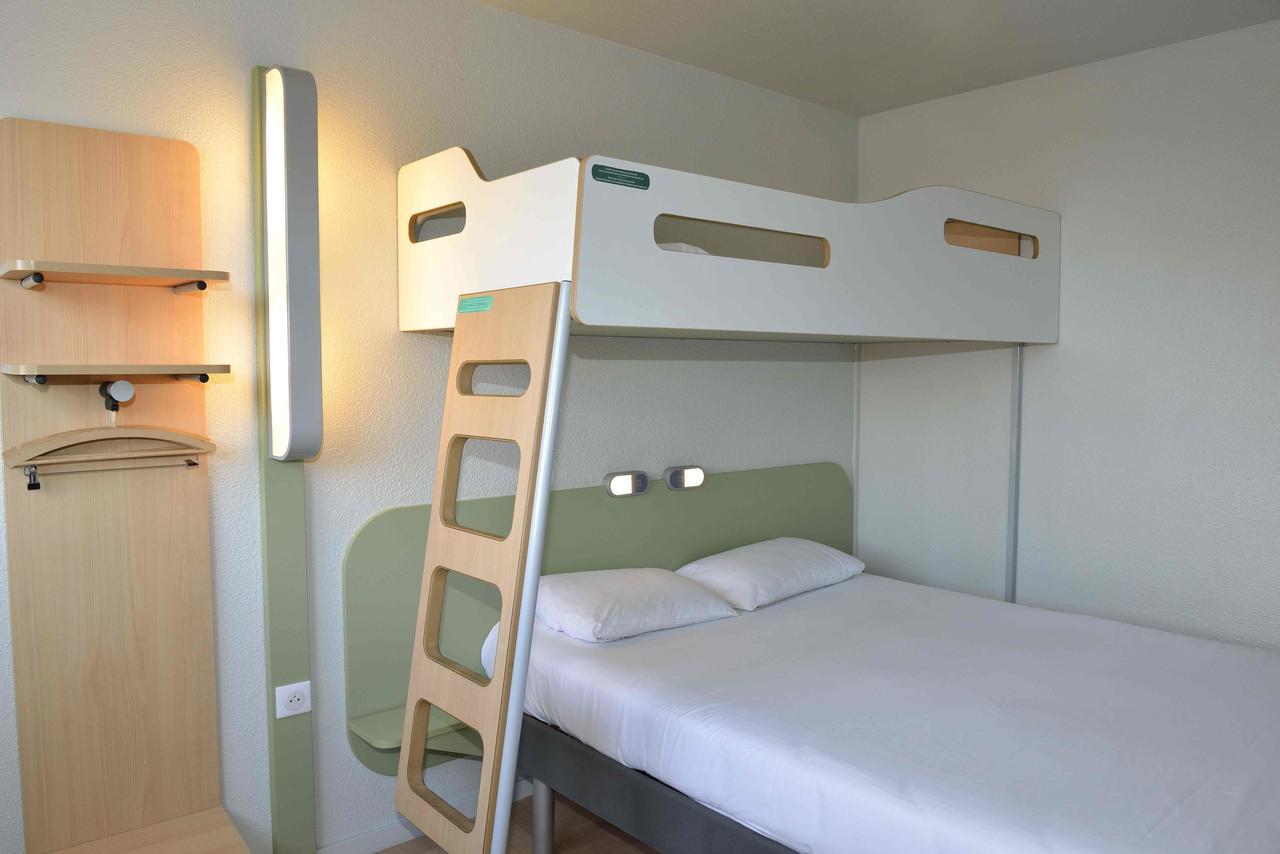 Standard Room with One Double and One Bunk Bed,507364248:JPEG